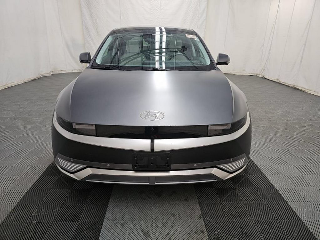 Used 2024 Hyundai Ioniq 5 Limited AWD/4WD image 2