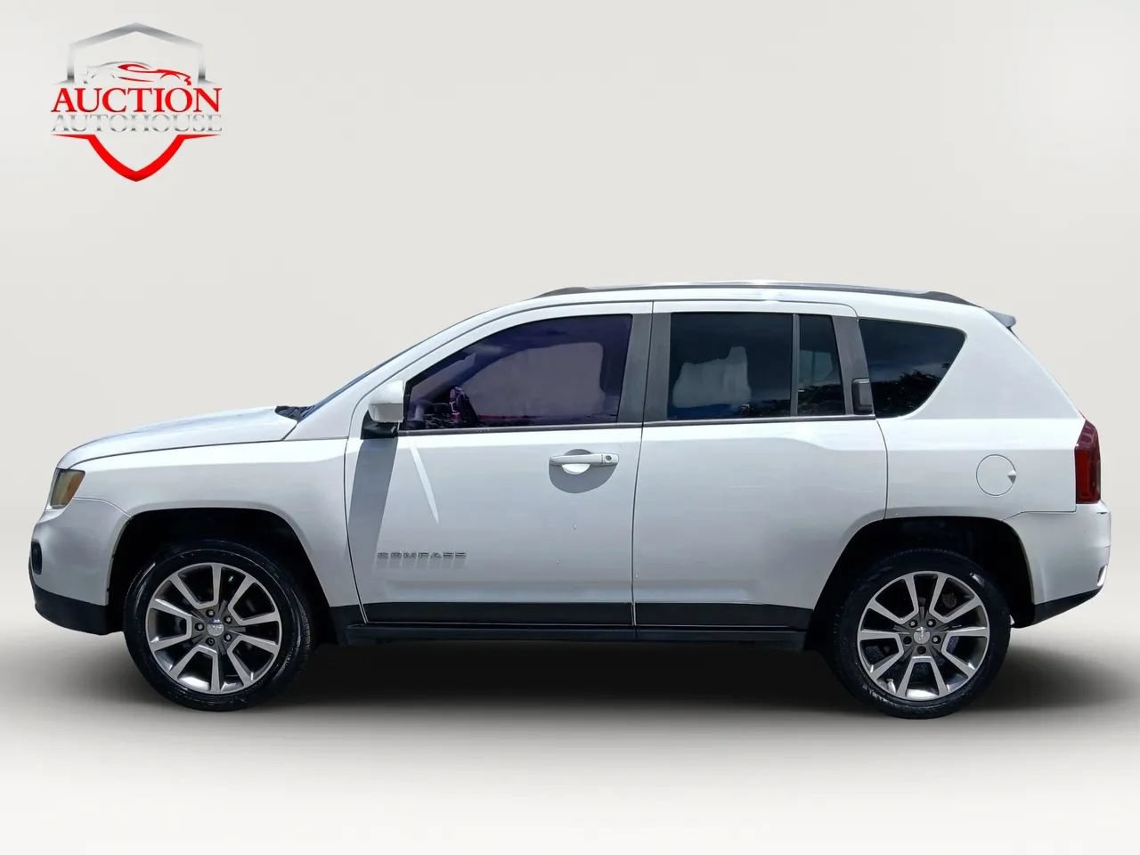 Used 2015 Jeep Compass Limited FWD image 8