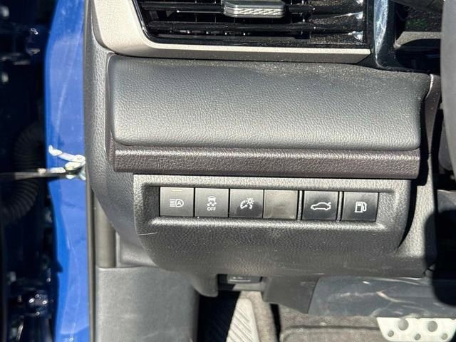 Used 2025 Toyota Camry XSE image 33
