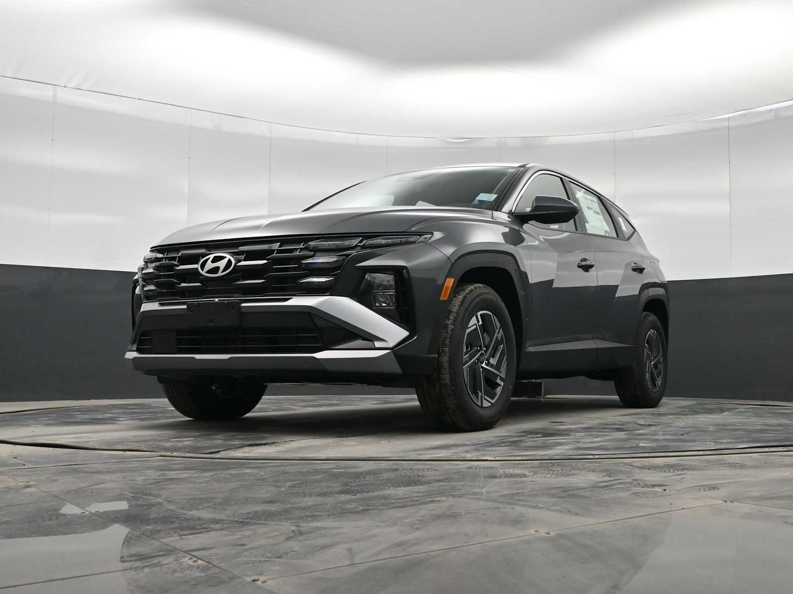 New 2026 Hyundai Tucson Blue SE image 32