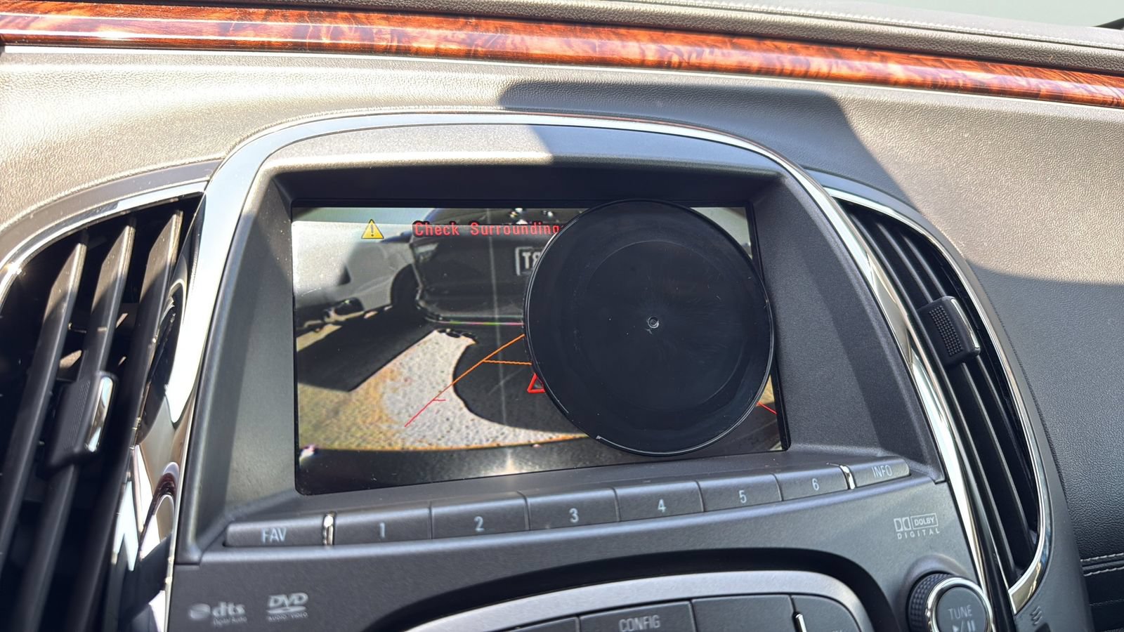 Used 2012 Buick LaCrosse Touring FWD image 18
