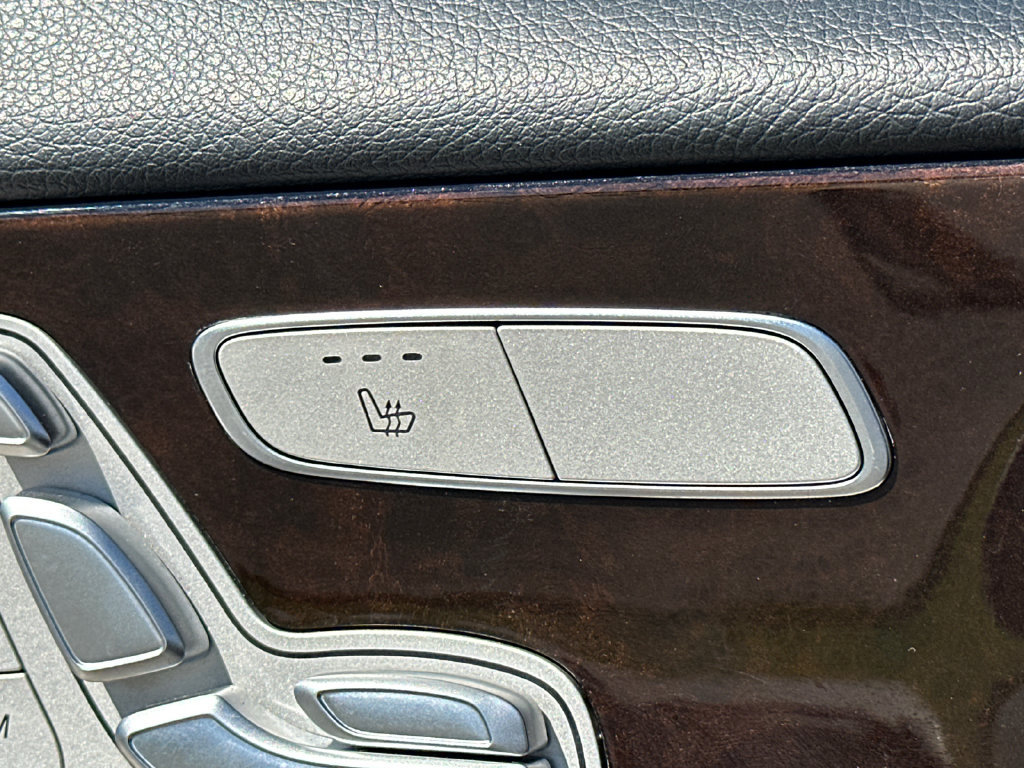 Used 2022 Mercedes-Benz E 350 Sedan image 32