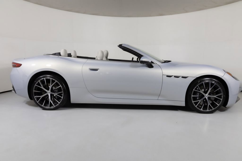 New 2026 Maserati GranCabrio Modena image 21
