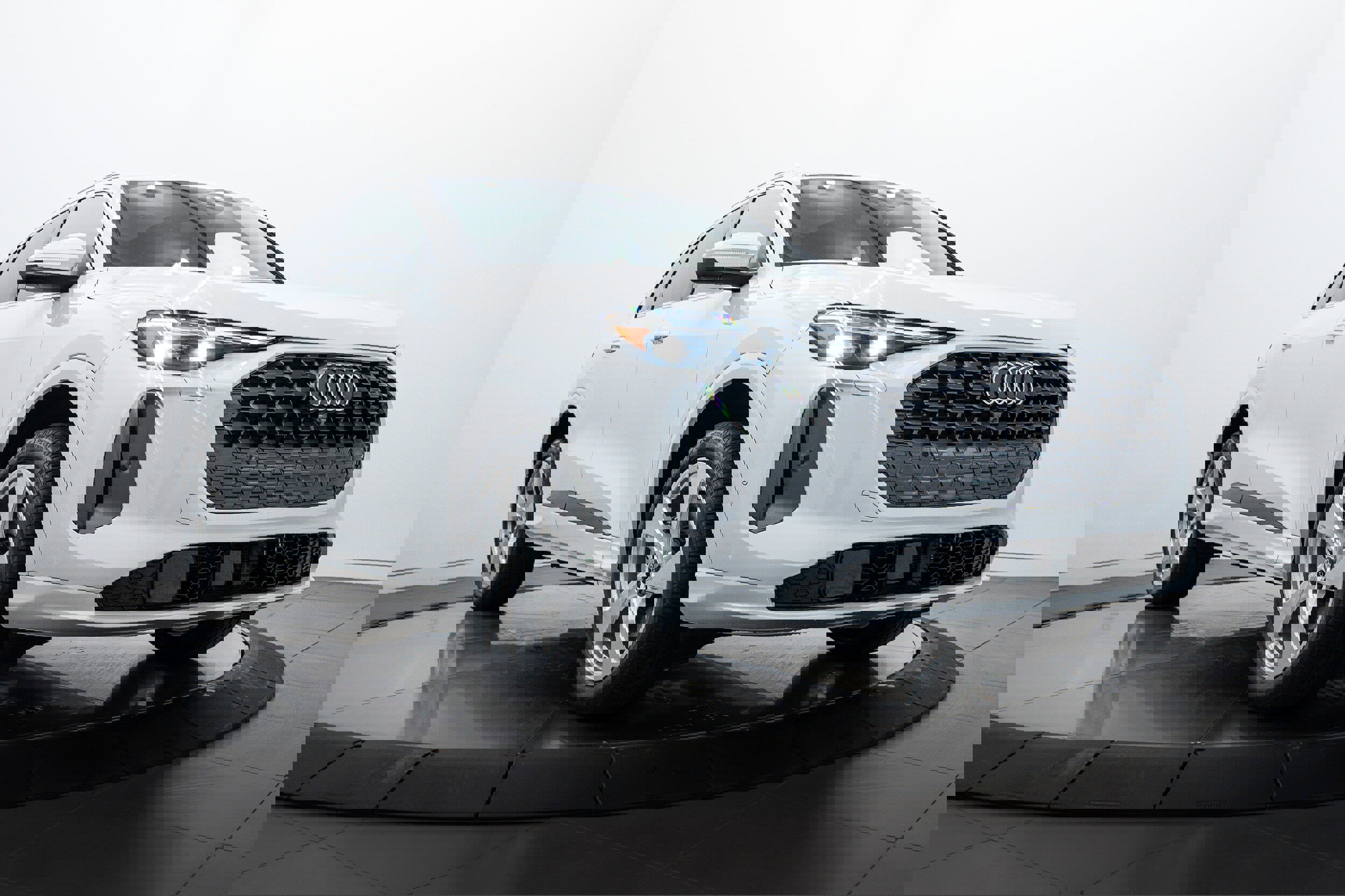 New 2025 Audi Q5 Premium Plus