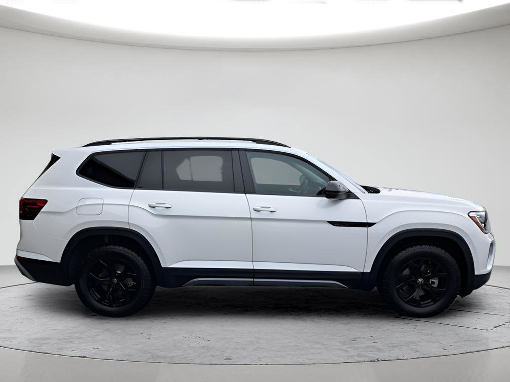 New 2026 Volkswagen Atlas Peak Edition AWD/4WD image 7