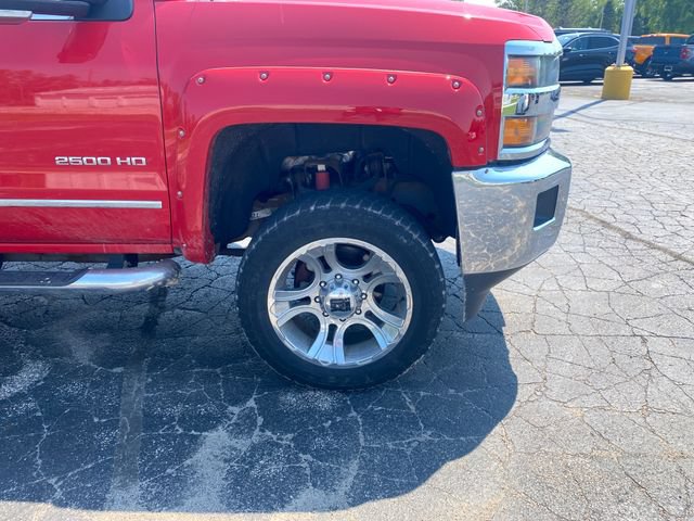 Used 2017 Chevrolet Silverado 2500 LTZ w/ Vortec Plus Package AWD/4WD image 17