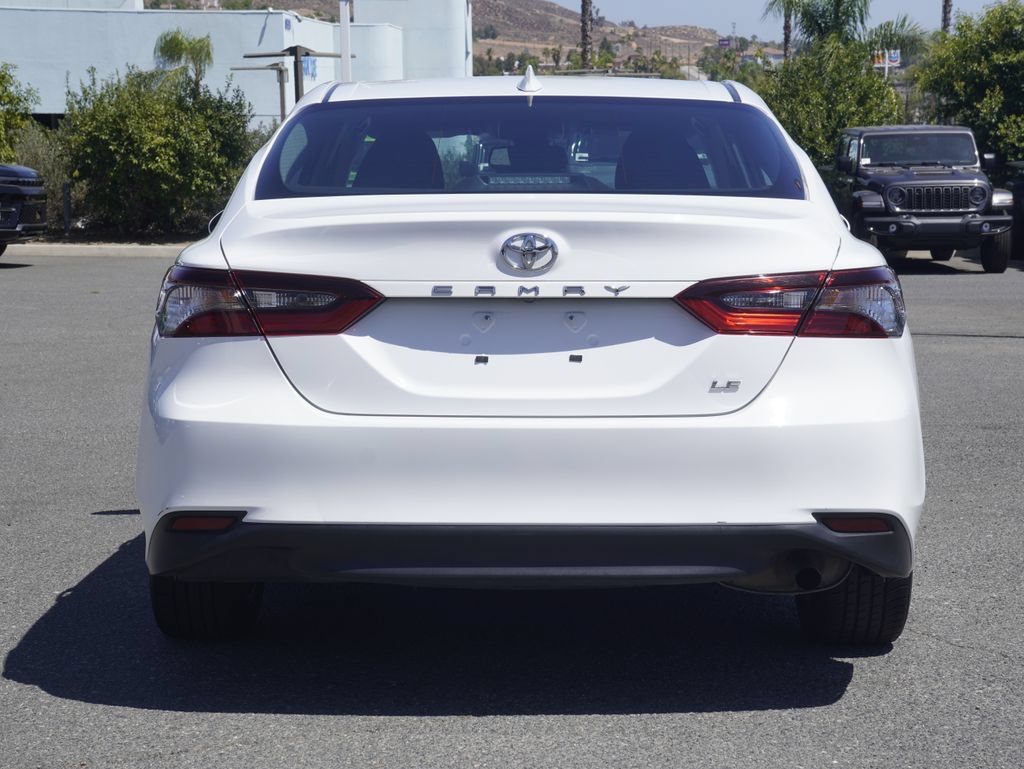 Used 2023 Toyota Camry LE w/ Convenience Package FWD image 5