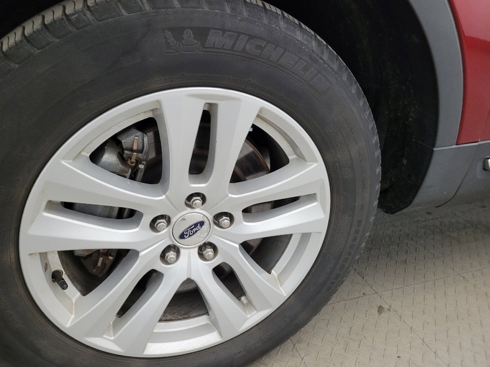 Used 2018 Ford Explorer XLT image 31