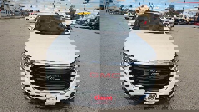 Used 2023 GMC Terrain SLE w/ Driver Convenience Package image 34