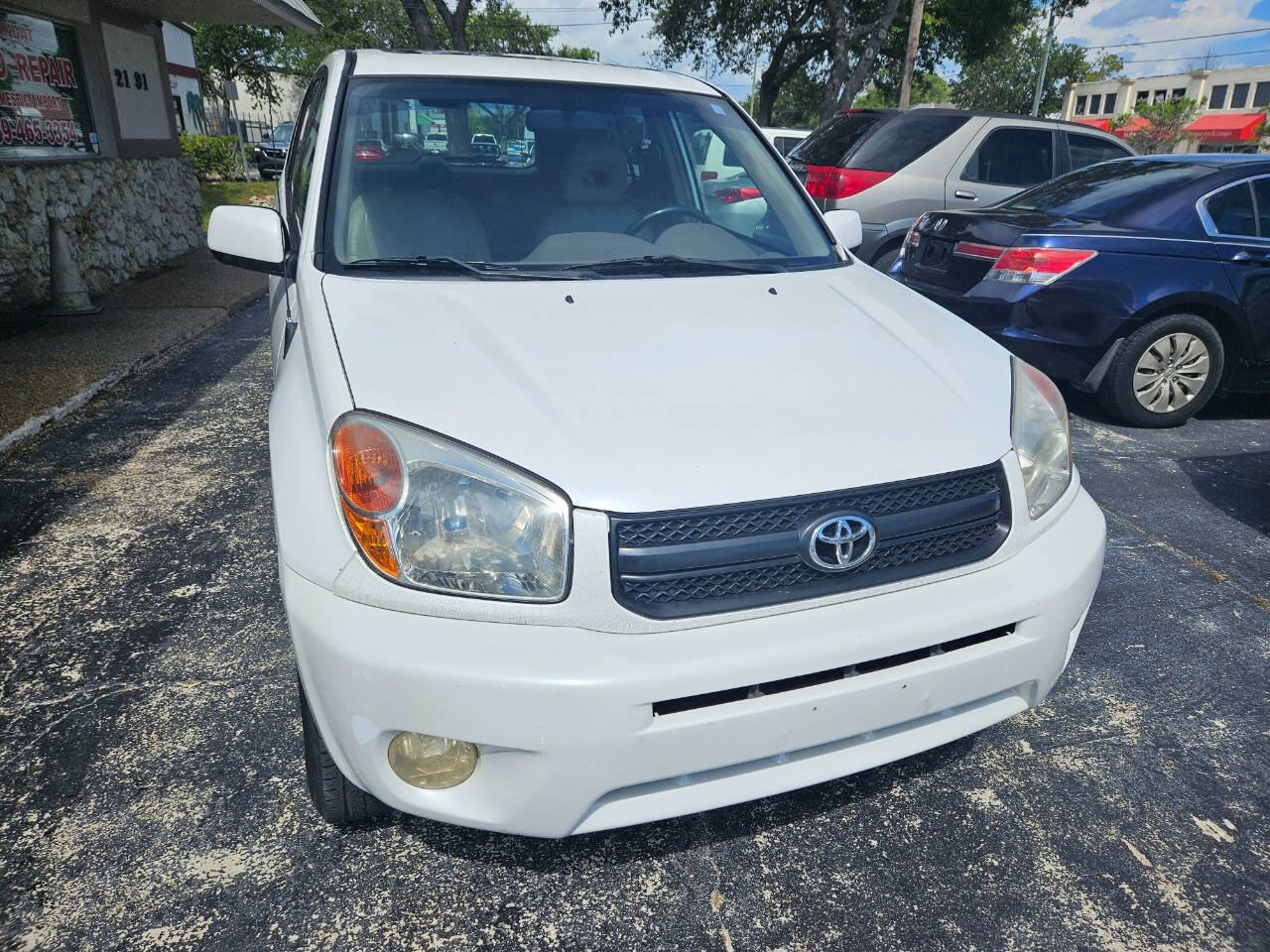 Used 2005 Toyota RAV4 2WD image 5