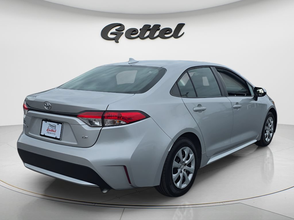 Used 2022 Toyota Corolla LE FWD image 5