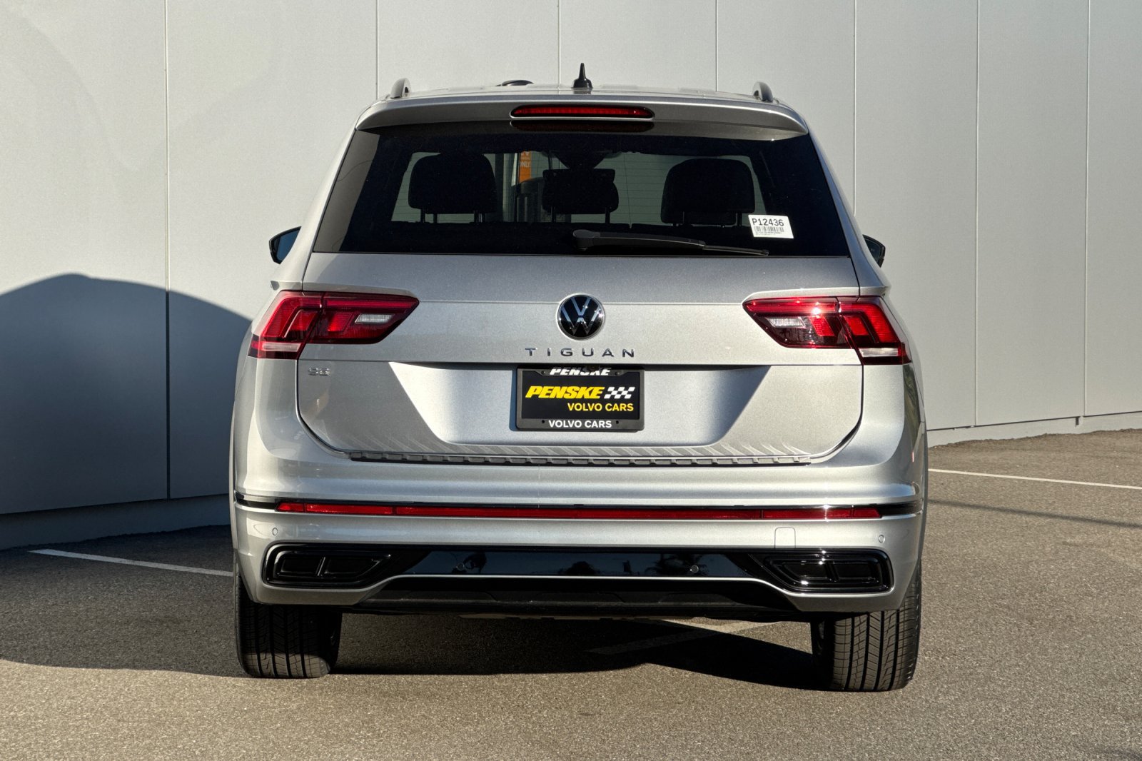 Used 2023 Volkswagen Tiguan SE R-Line FWD image 4