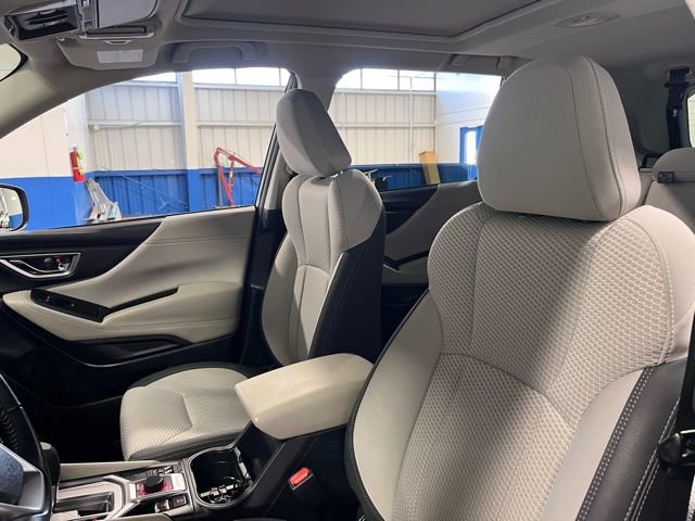 Used 2022 Subaru Forester Premium w/ Popular Package #2 image 22