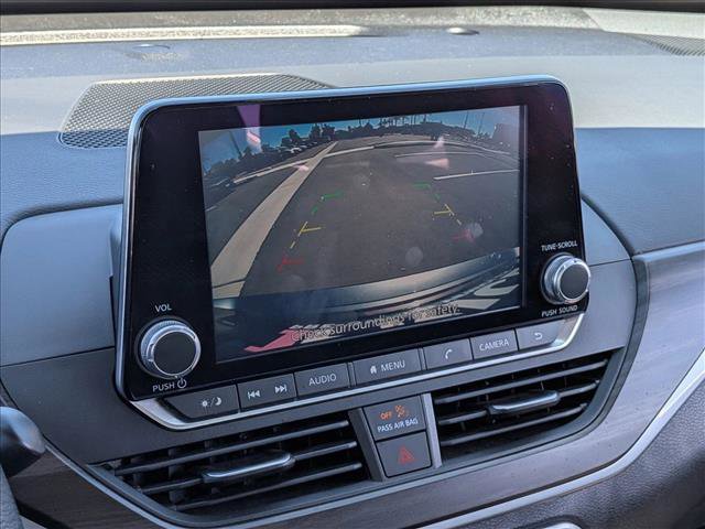 Used 2024 Nissan Altima 2.5 SV FWD image 19