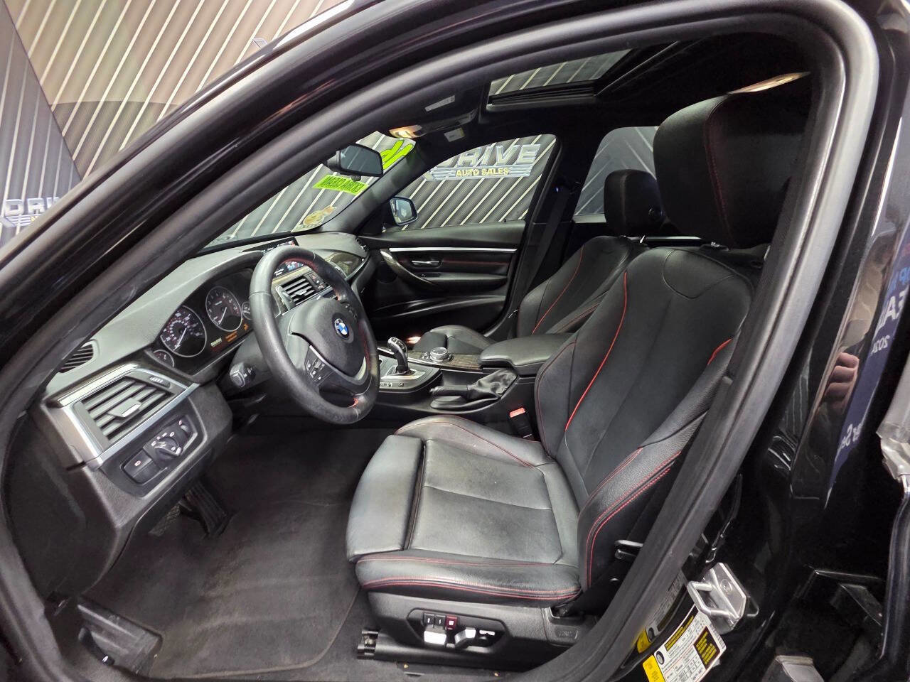 Used 2016 BMW 328i Sedan image 18