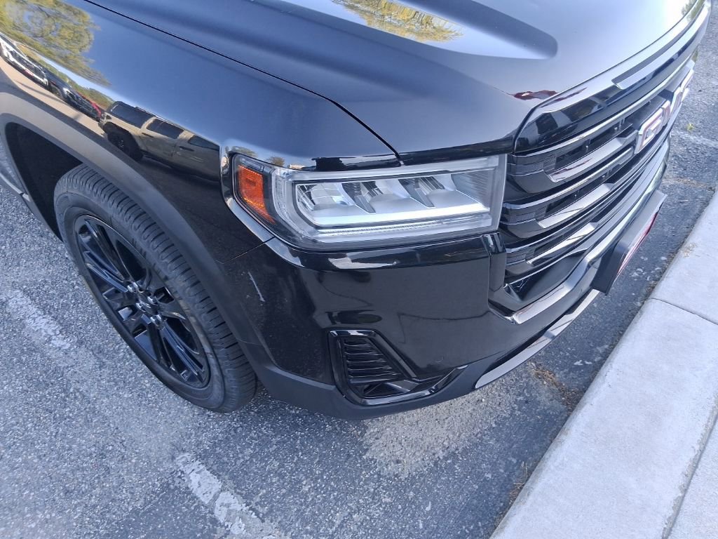 Used 2022 GMC Acadia SLT w/ Elevation Edition image 9