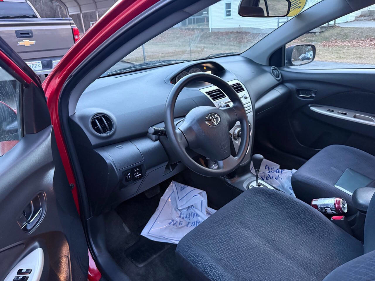 Used 2008 Toyota Yaris S image 9