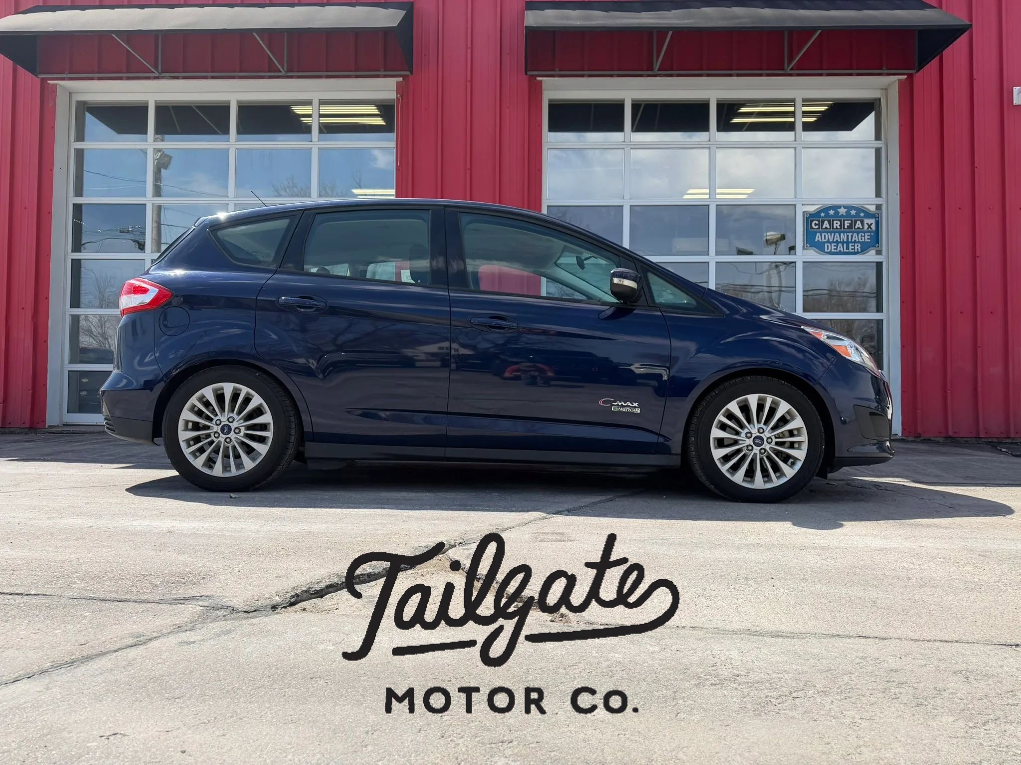 Used 2017 Ford C-MAX Energi SE image 1