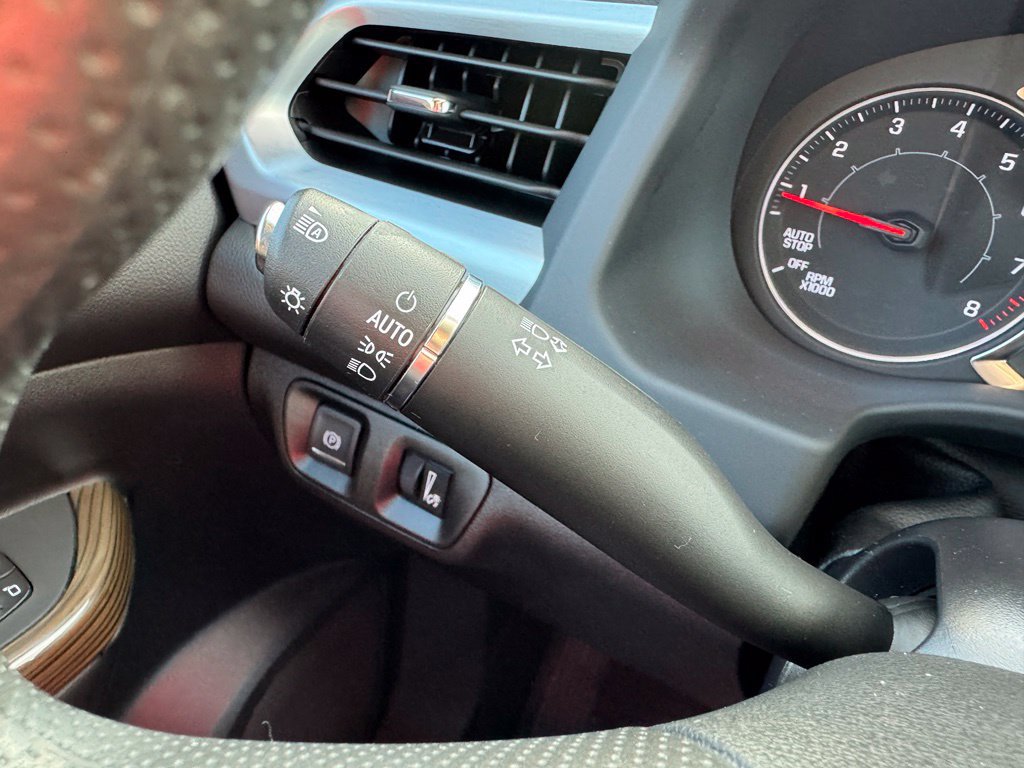 Certified 2023 GMC Acadia SLE w/ Elevation Edition FWD image 30
