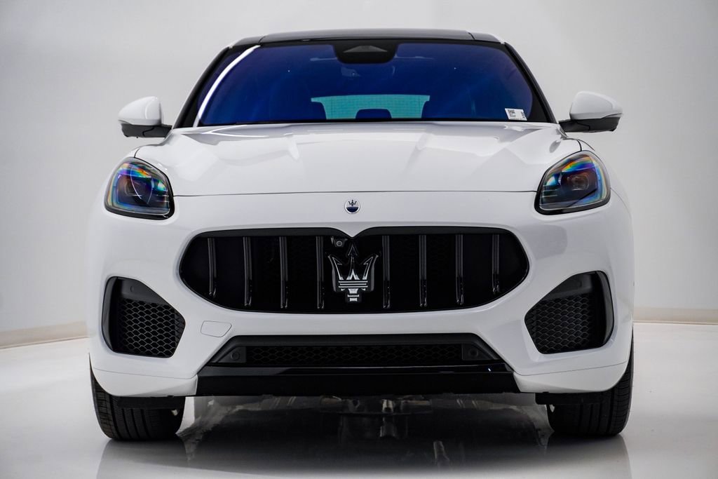 Certified 2023 Maserati Grecale Modena image 6