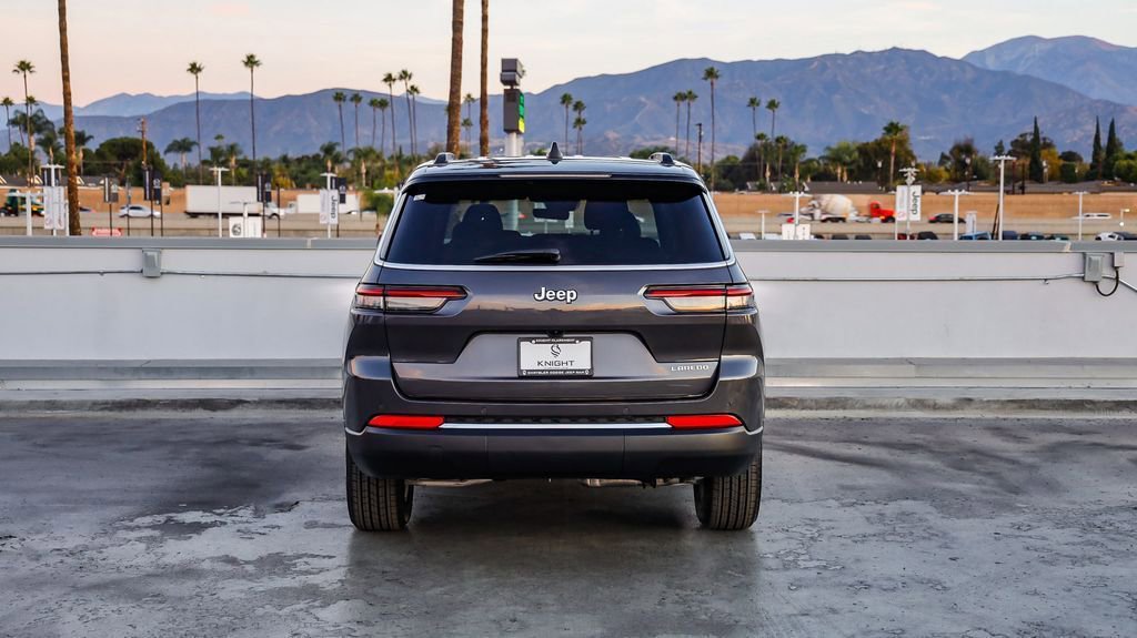 New 2025 Jeep Grand Cherokee L Laredo w/ Luxury Tech Group I image 8