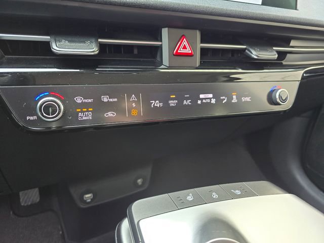 Used 2024 Kia EV6 Light image 33