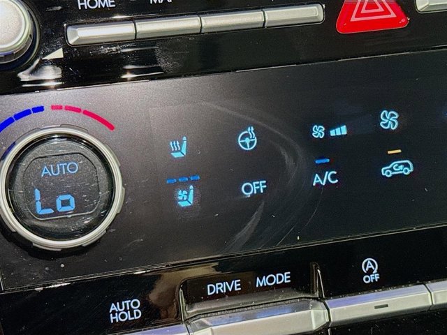 Used 2024 Hyundai Santa Fe Limited image 24