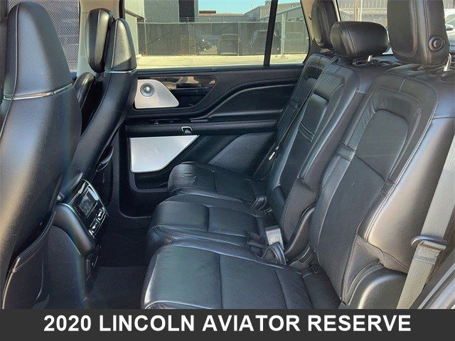 Used 2020 Lincoln Aviator Reserve w/ Equipment Group 201A image 14
