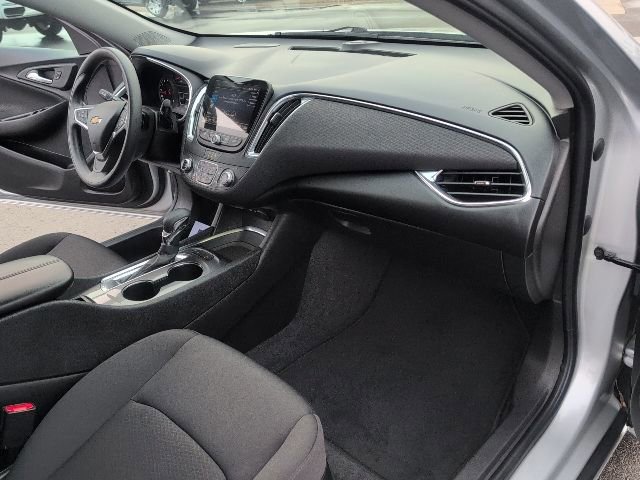Used 2021 Chevrolet Malibu LT image 38
