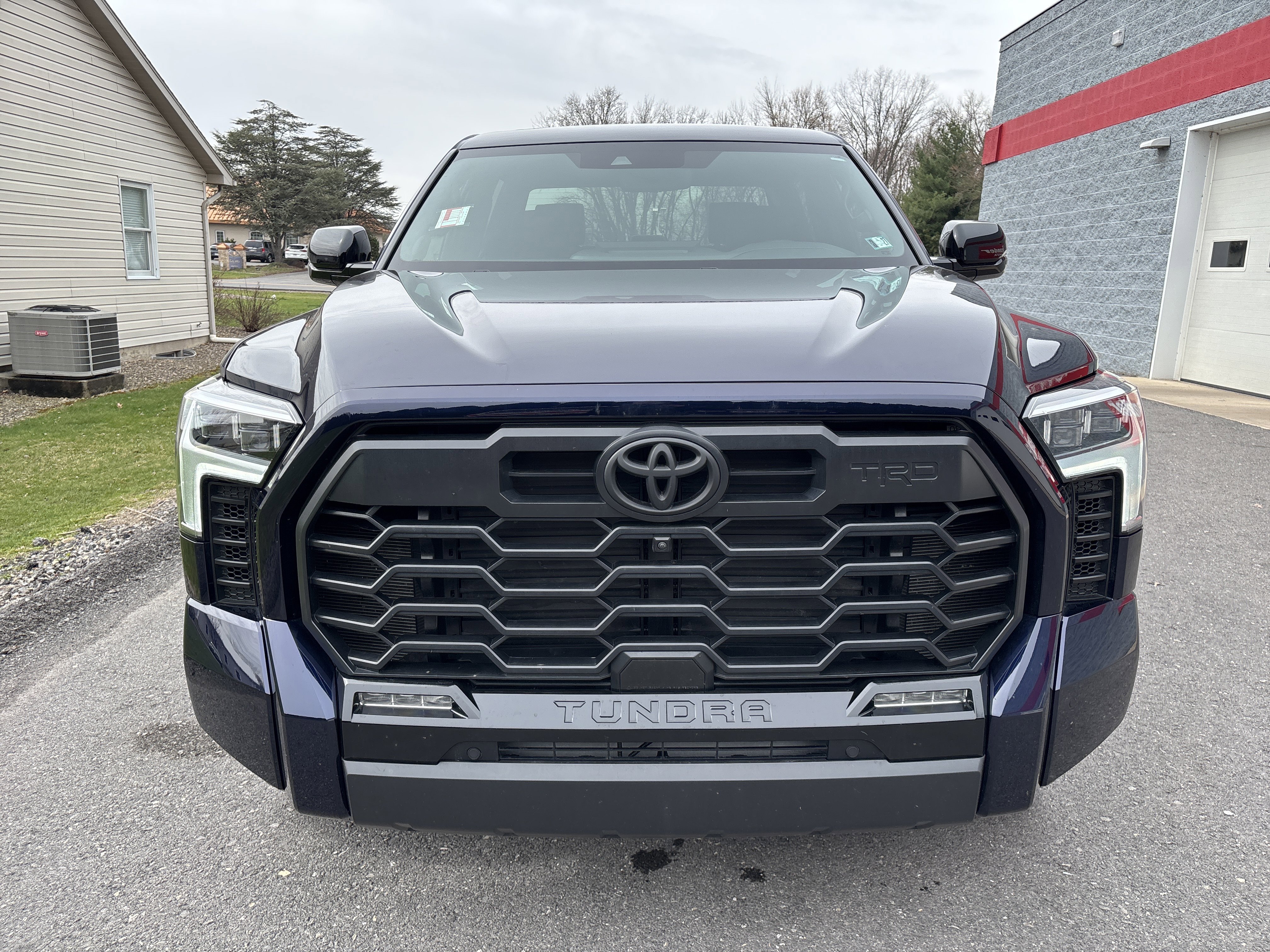 Used 2025 Toyota Tundra Limited w/ TRD Off-Road Package image 9