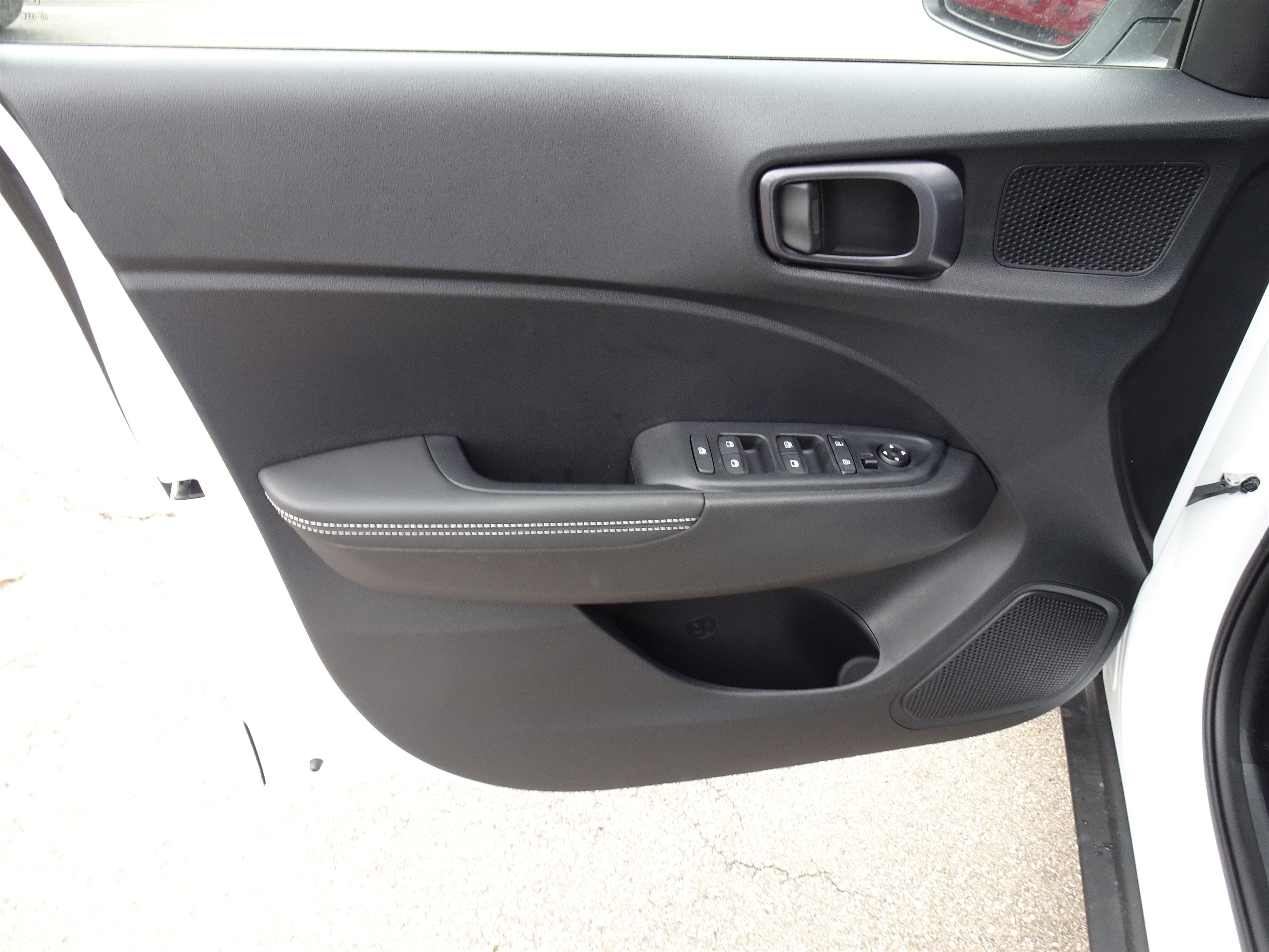 New 2026 Hyundai Venue SEL image 11