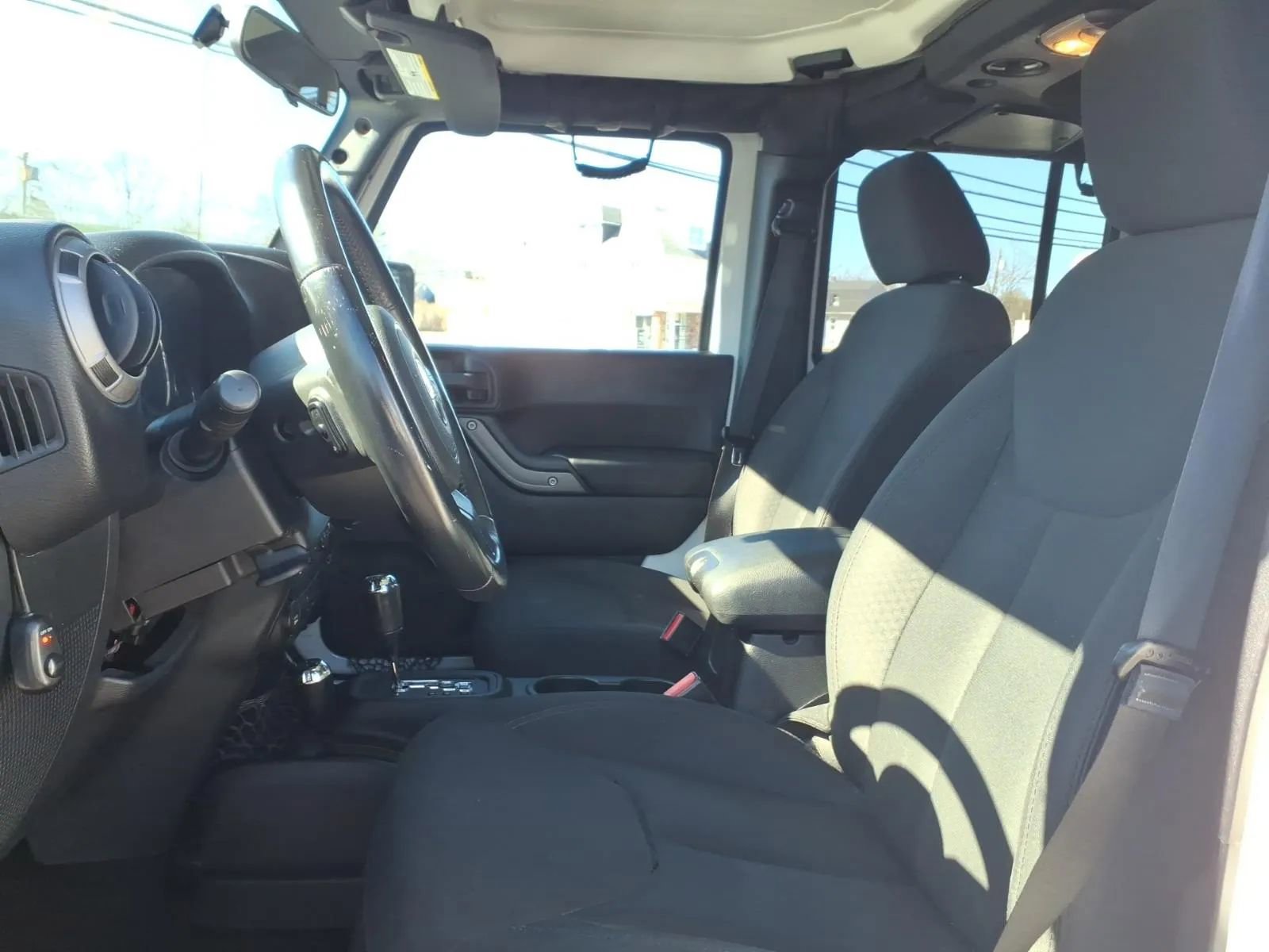 Used 2016 Jeep Wrangler Unlimited Sport image 28