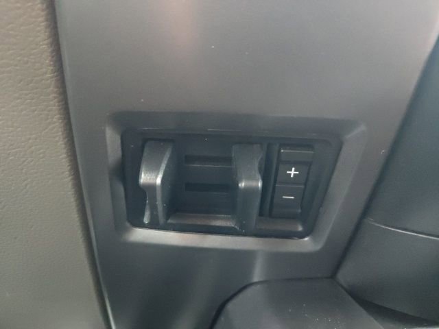 Used 2015 Ford F150 XLT w/ Equipment Group 302A Luxury image 34