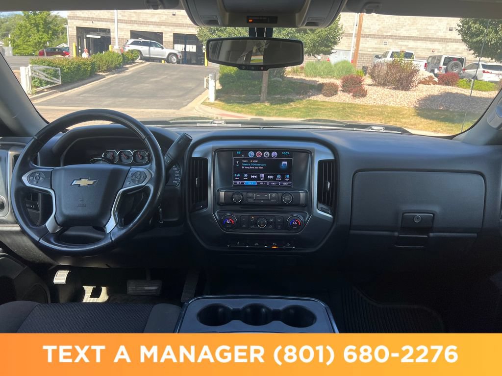 Used 2017 Chevrolet Silverado 1500 LT w/ Midnight Edition AWD/4WD image 18