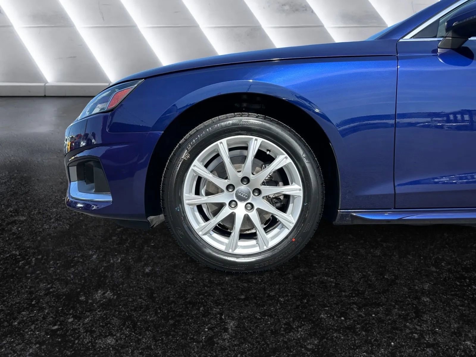 Used 2021 Audi A4 2.0T Premium w/ Convenience Package image 22