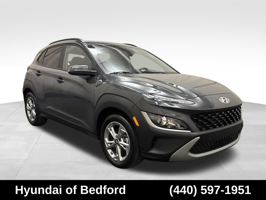 Used 2023 Hyundai Kona SEL w/ Convenience Package FWD image 3