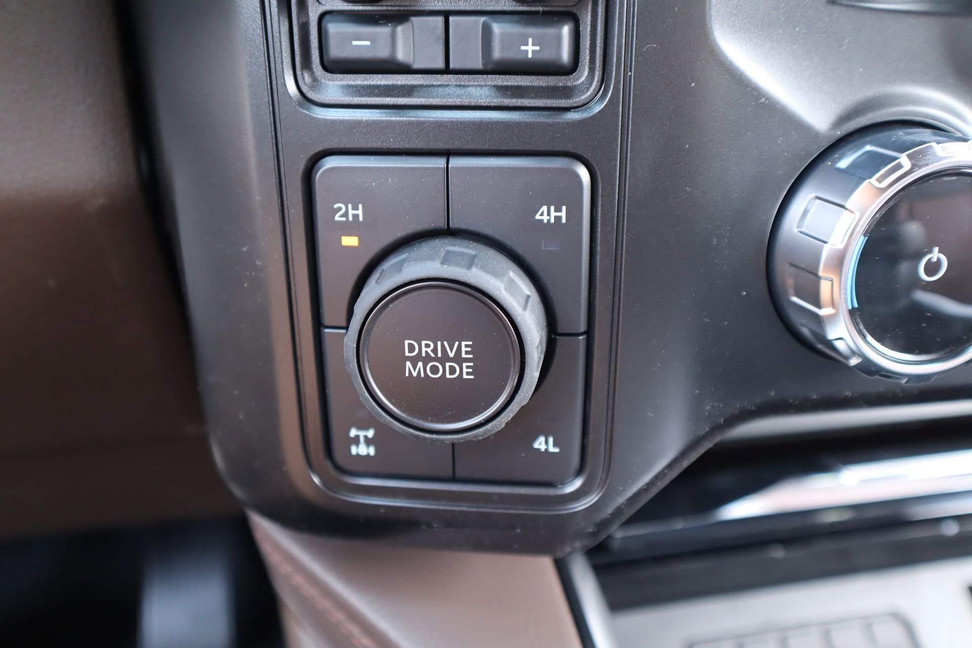 New 2026 Ford F250 King Ranch AWD/4WD image 10