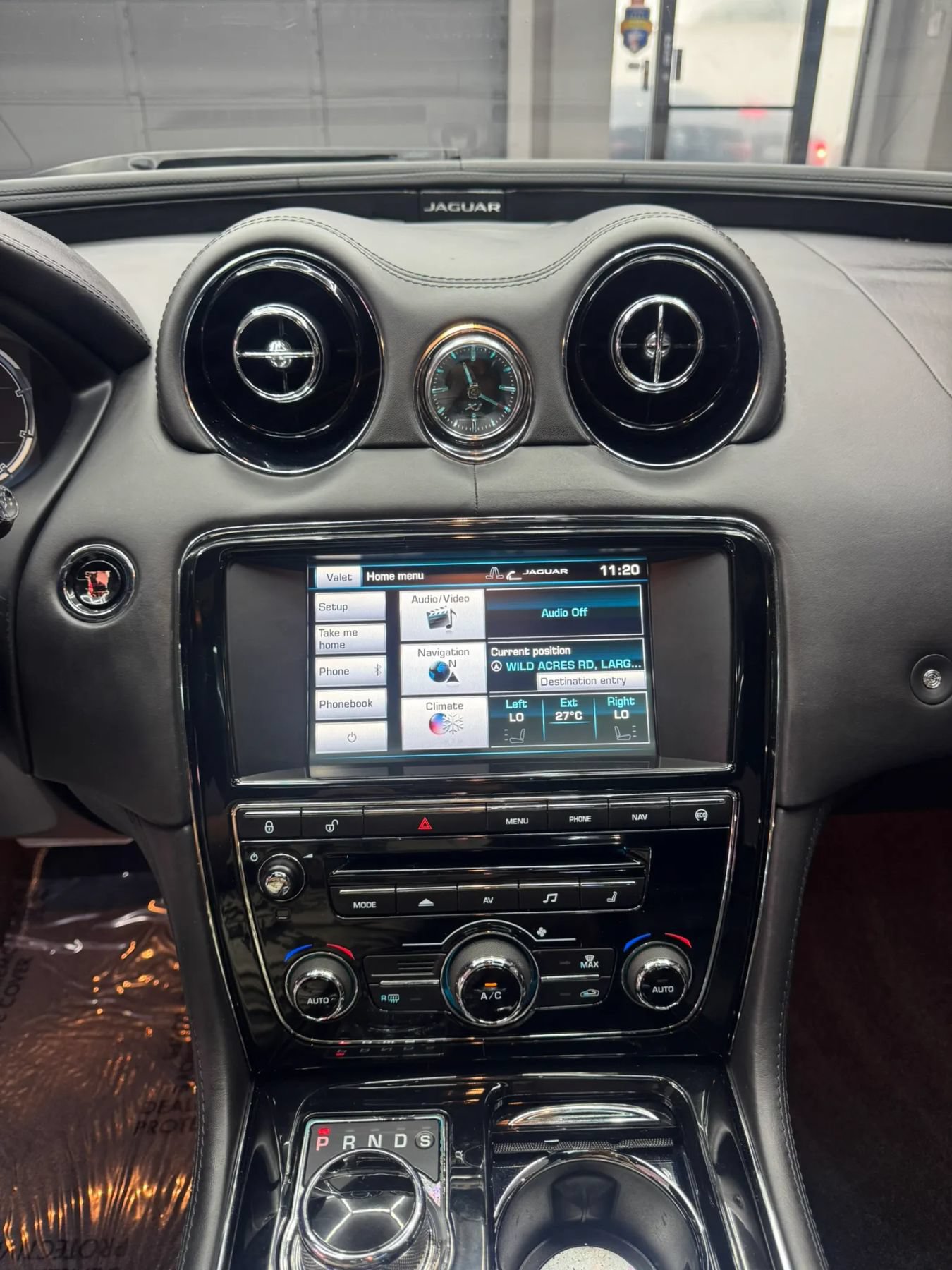 Used 2015 Jaguar XJ RWD image 18
