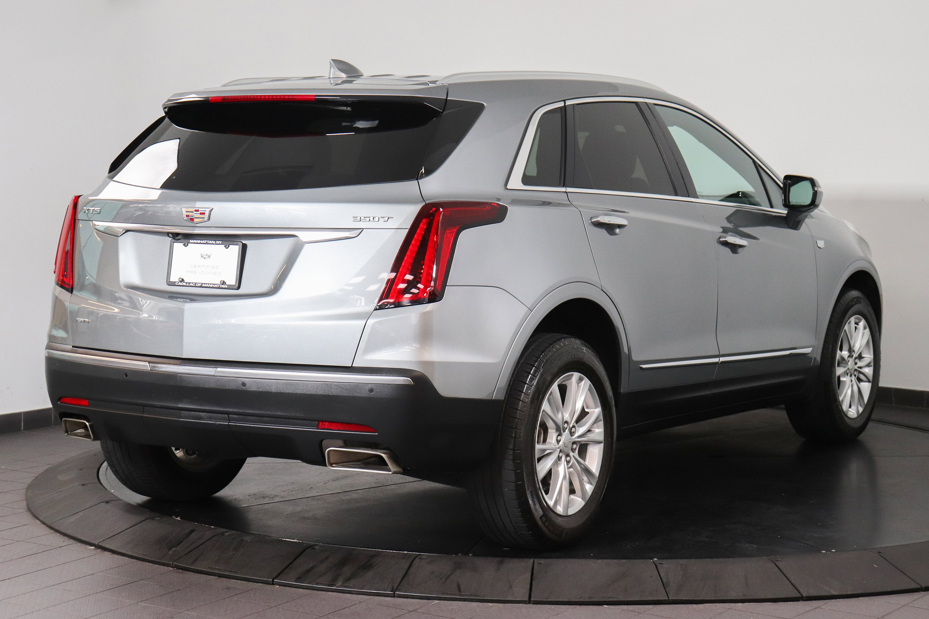 Used 2023 Cadillac XT5 Luxury AWD/4WD image 5