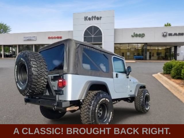 Used 2004 Jeep Wrangler 4WD image 5
