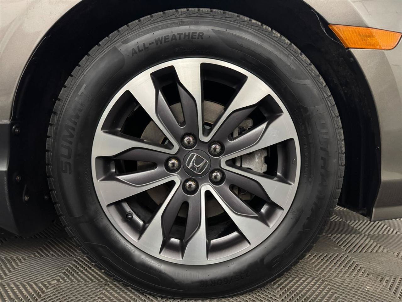 Used 2022 Honda Odyssey EX-L image 25