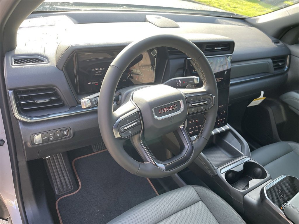 New 2026 GMC Terrain AT4 w/ Convenience Package III image 10