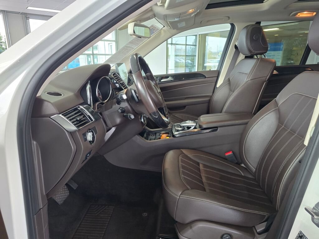 Used 2018 Mercedes-Benz GLE 350 4MATIC image 25