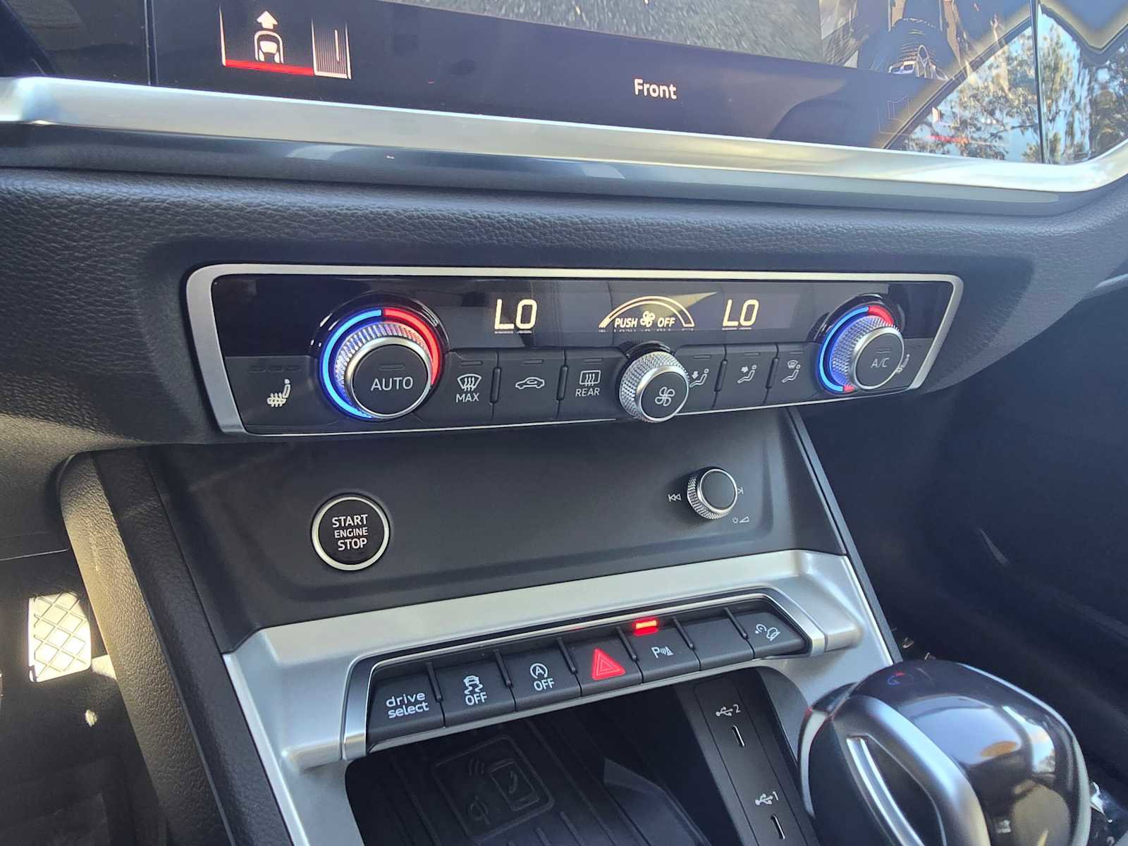 Used 2023 Audi Q3 2.0T Premium Plus w/ Premium Plus Package image 31