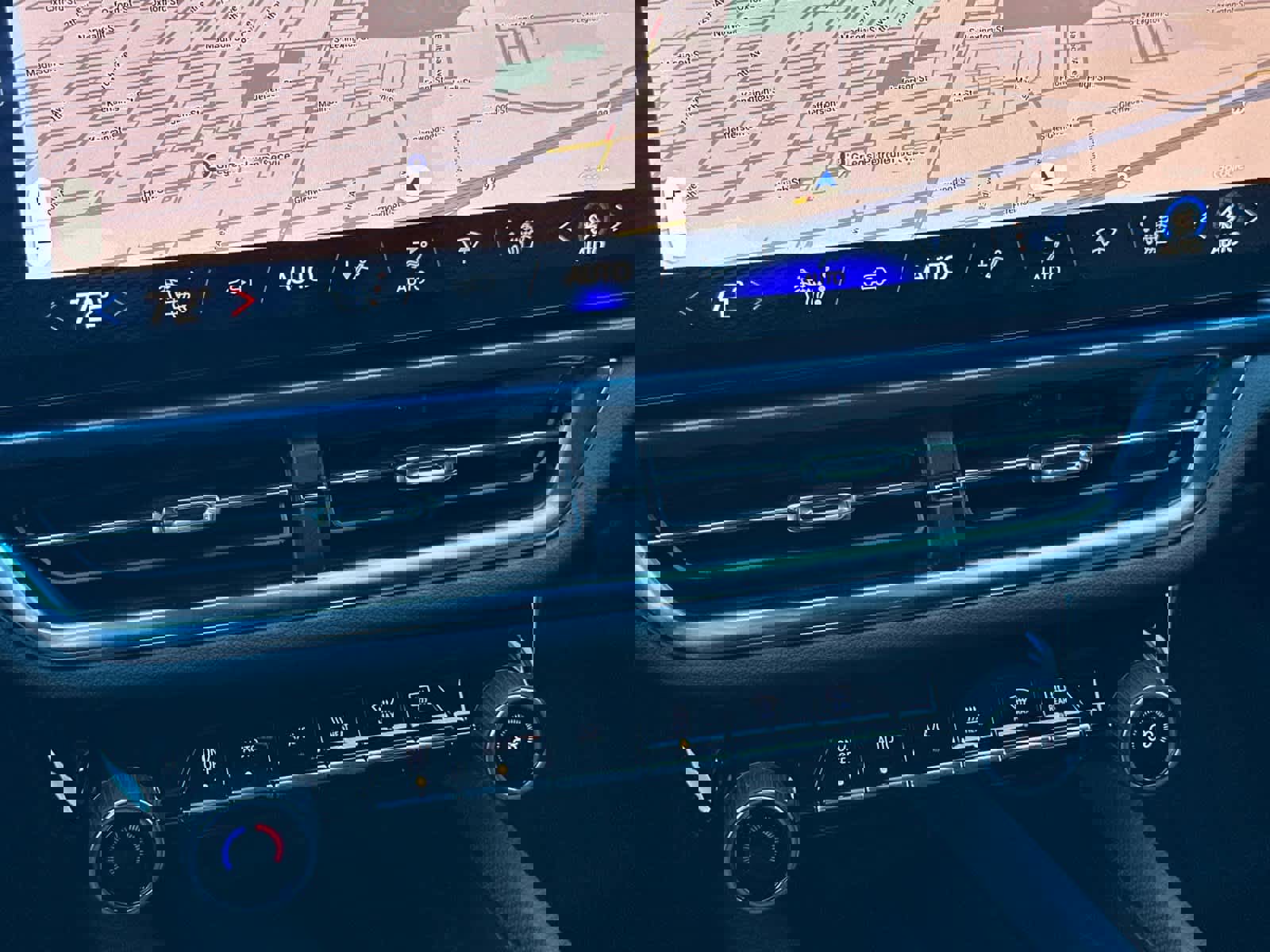 New 2026 Chevrolet Equinox EV LT image 20