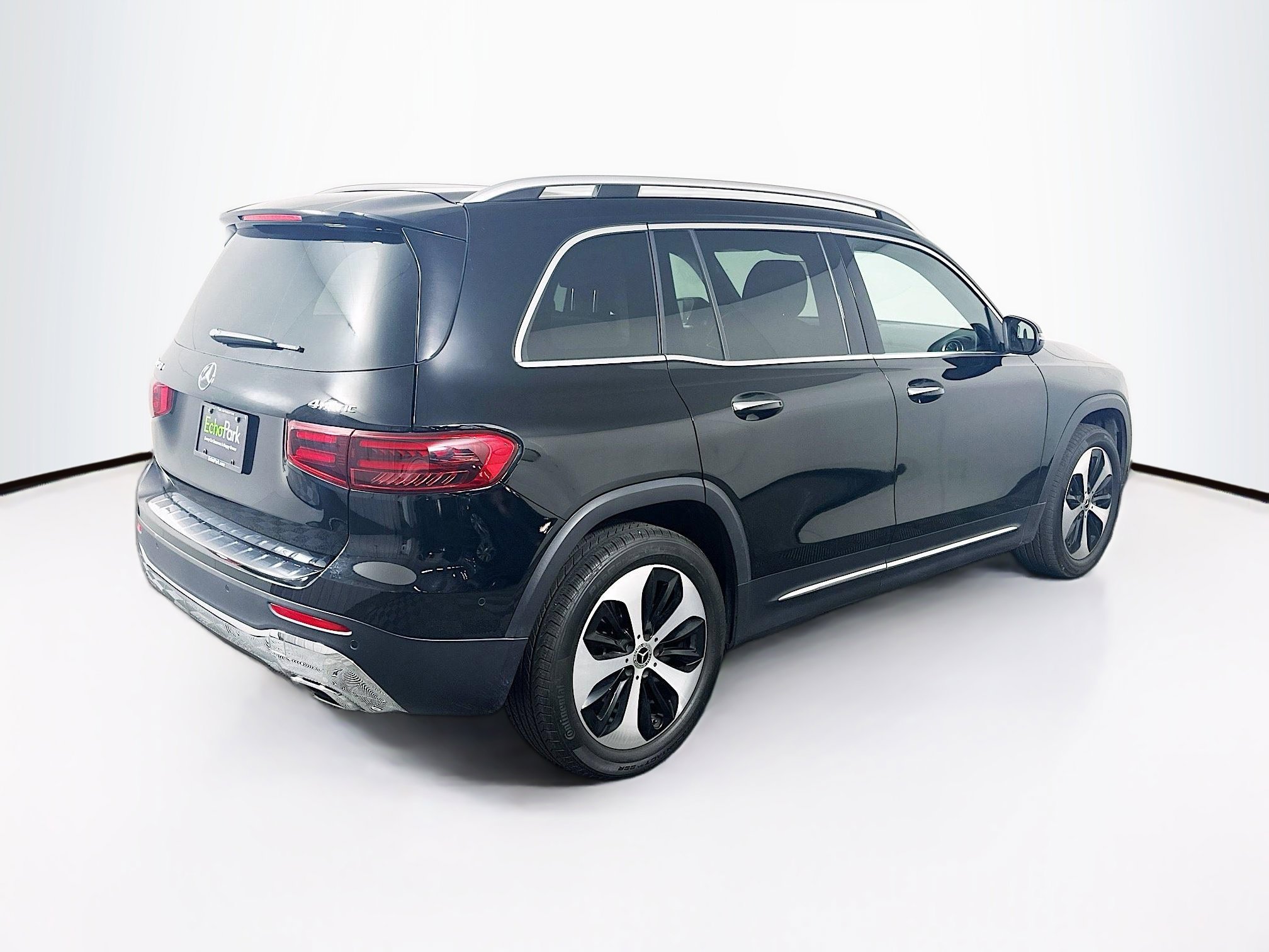 Used 2025 Mercedes-Benz GLB 250 4MATIC image 9