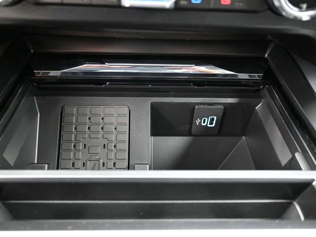 New 2026 Ford F350 Lariat image 39