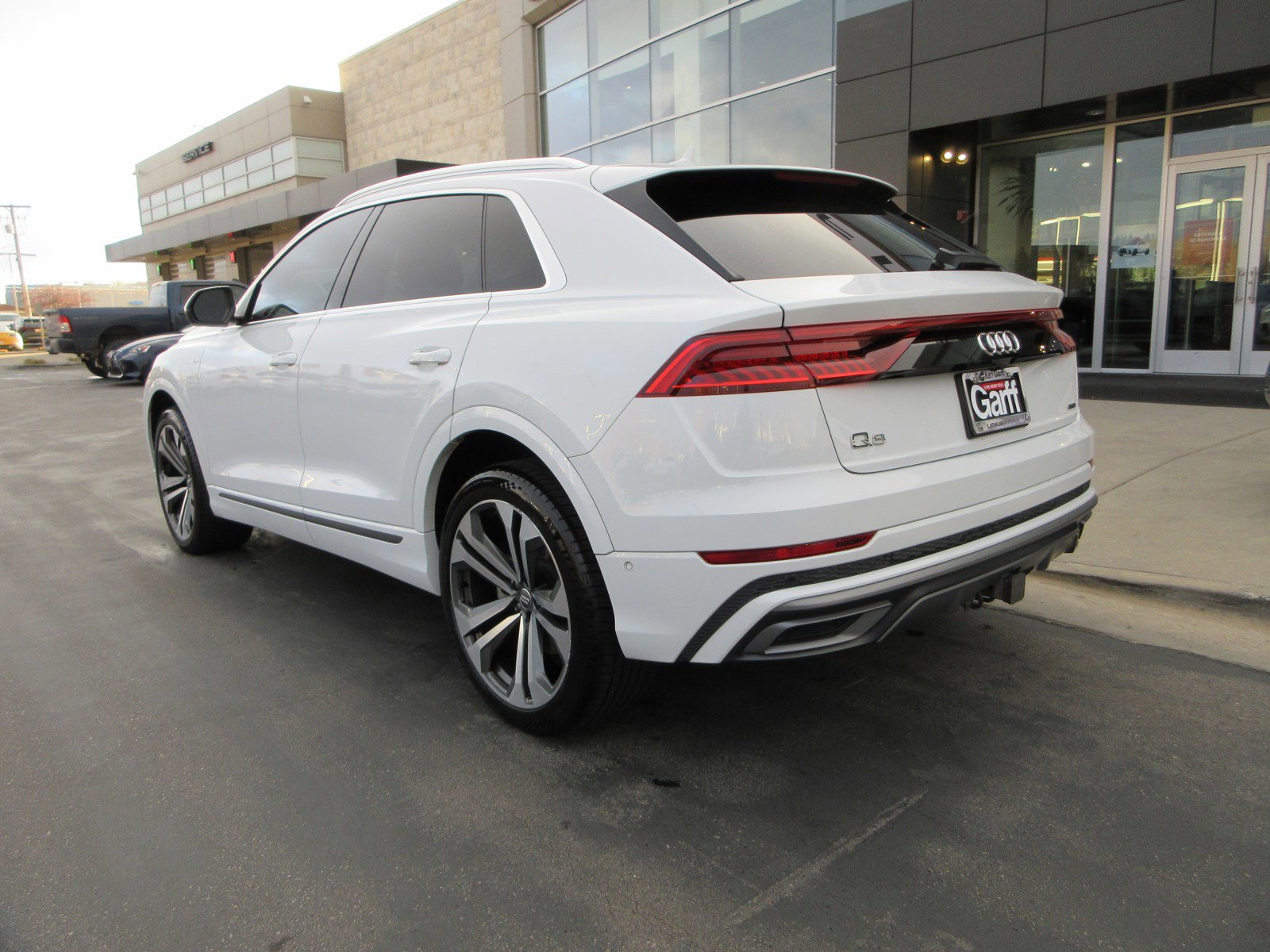 Used 2020 Audi Q8 Premium Plus image 7