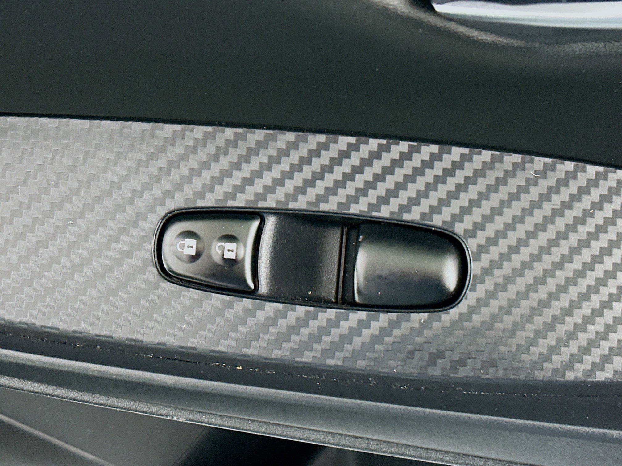 Used 2024 Nissan Sentra SV image 29