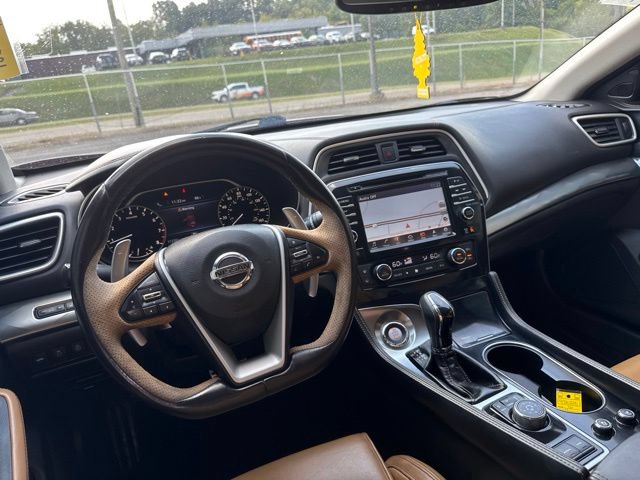 Used 2016 Nissan Maxima SR FWD image 12